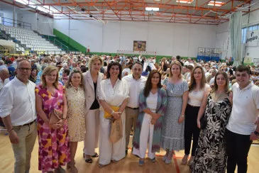 Renedo celebra las Fiestas de San Antonio con devoción, folclore y una gran comida popular