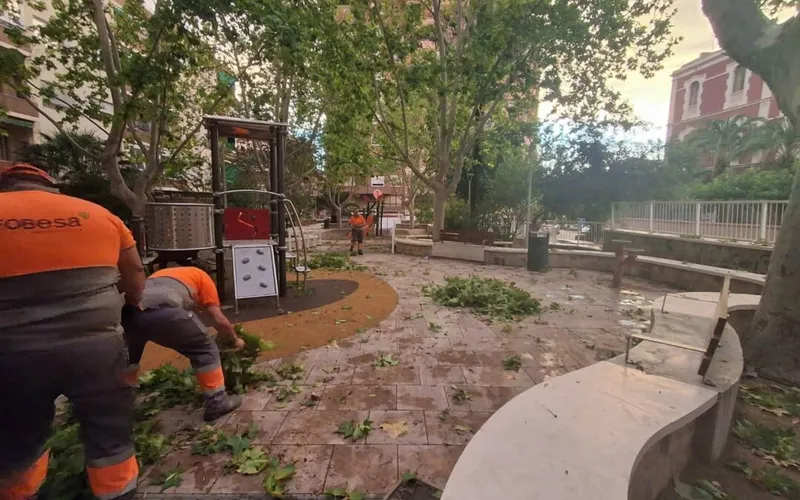 Villena reabre sus parques tras la tormenta, con dos excepciones por revisión