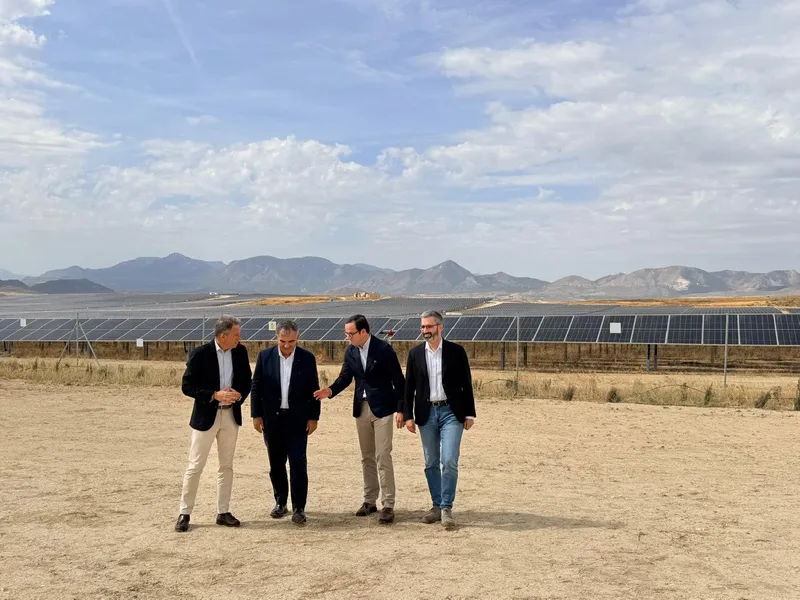 Lorca inaugura "Lorca Solar", una planta fotovoltaica clave para la energía limpia en Europa