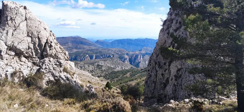 Bolulla impulsa el turismo activo con rutas escénicas y parajes naturales