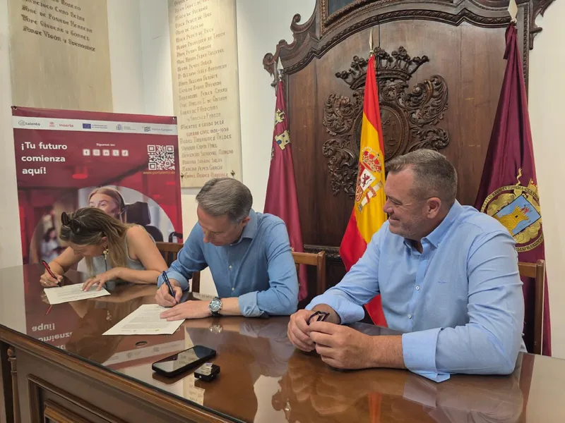 Lorca impulsa la inclusión laboral de personas con discapacidad con Limusa e Inserta Empleo
