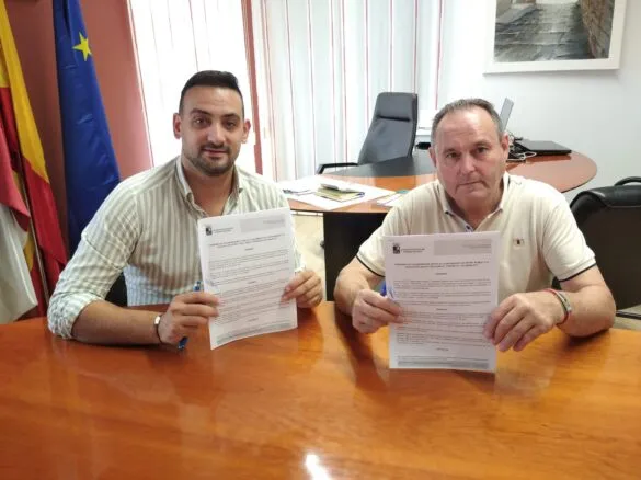 Pedro Muñoz renueva su apoyo al Grupo Folklórico Virgen de Los Ángeles