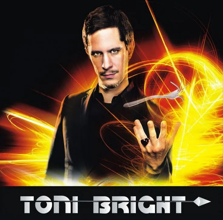 Benissa acoge el espectáculo de magia 'Volver a creer' de Toni Bright