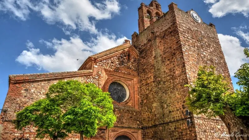 Chillón despliega su riqueza patrimonial: de pinturas rupestres a iglesias centenarias
