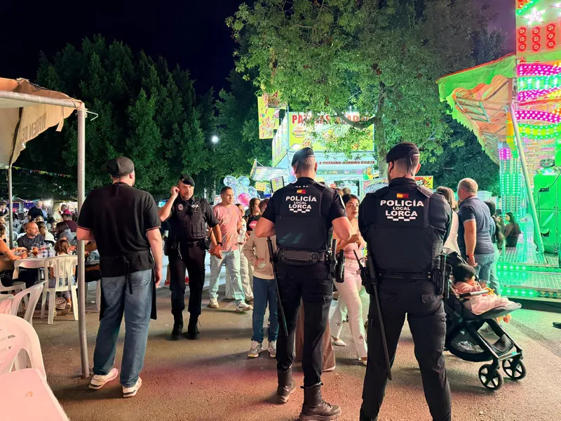 La Policía Local de Lorca intensifica controles y supera el millar de identificaciones