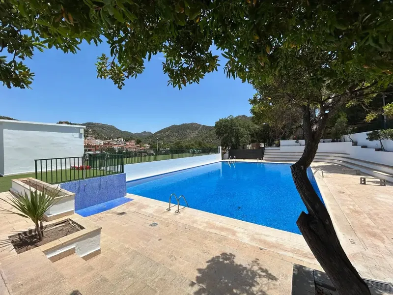 Serra abre su piscina municipal tras mejoras de accesibilidad y una inversión de 274.000 euros