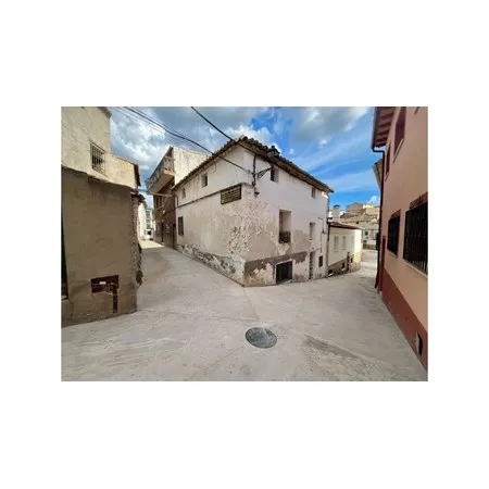 Illana finaliza la renovación de las calles Castillo y Mora Encantada con más de 50.000 euros