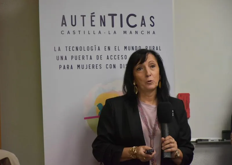 Daimiel clausura curso de competencias digitales para mujeres con discapacidad