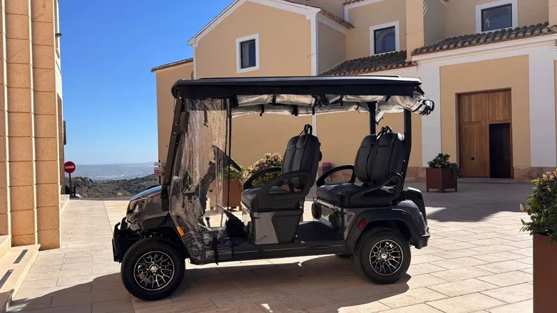 Aledo estrena "La Guagua" Eco-Car para mejorar la movilidad de mayores y colectivos vulnerables