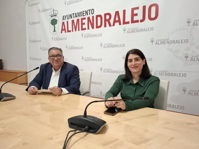Almendralejo honra a la Guardia Civil y al torero Luis Reina con las Medallas de la ciudad 2026