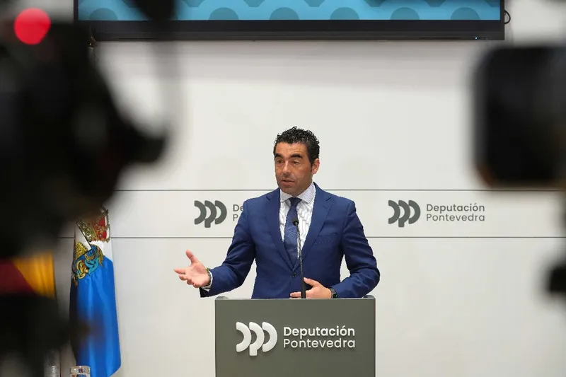 La Diputación de Pontevedra destina cerca de 1,8 millones de euros a mejoras en Forcarei y Lalín