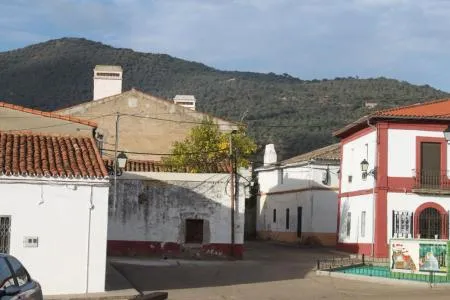 Herguijuela desvela su rico patrimonio histórico y natural