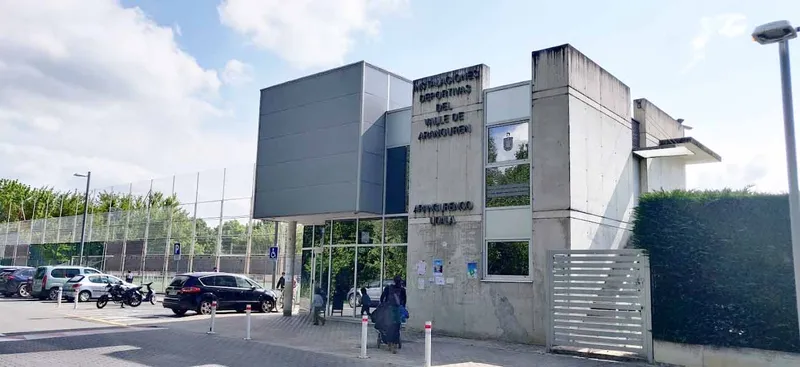 El Valle de Aranguren publica las tarifas del Polideportivo Municipal para 2026