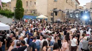 VIBRAFEST Caspe triunfa con un lleno casi total y dinamiza la localidad