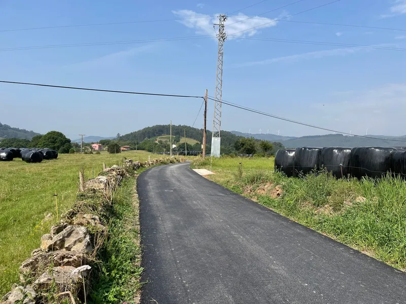 Llanera recibe más de 40.000 euros para acondicionar el camino de La Vereda en Santa Cruz