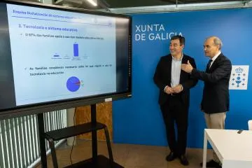 Galicia prepara una ley pionera para regular el uso de la tecnología en la educación