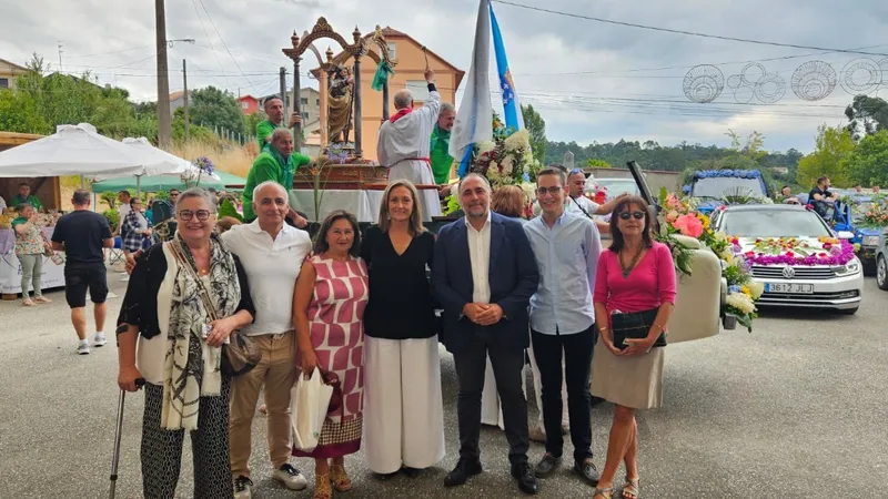 Vicepresidenta de la Diputación de Pontevedra asiste a las fiestas de Candeán