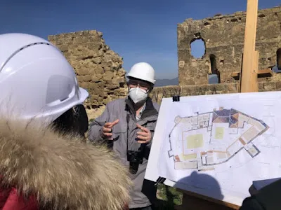 Visita institucional a las obras de restauración del Castillo de Montearagón