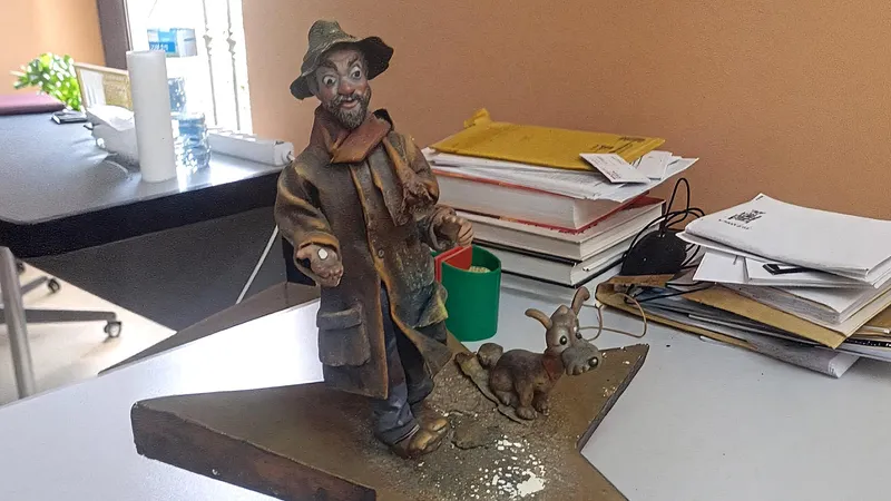 El Museo Fallero de València recupera un ninot infantil desaparecido de 1969