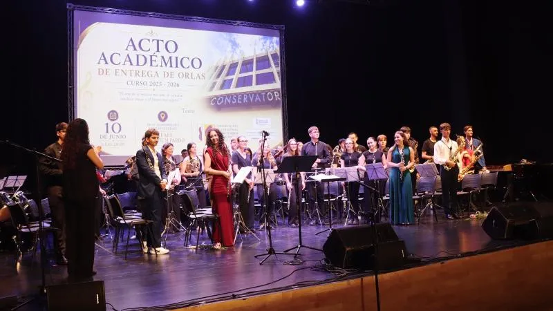 El Conservatorio de Música de Benidorm celebra el fin de curso con concierto y graduación de 24 alumnos