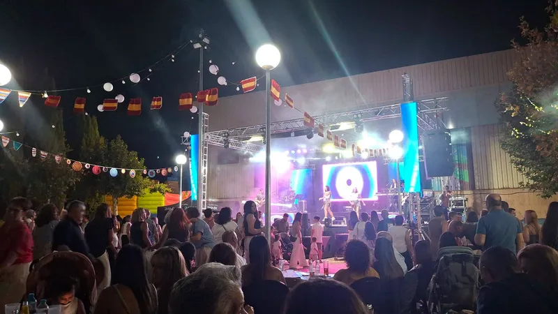 Guadalmez revive sus fiestas de agosto con música y baile