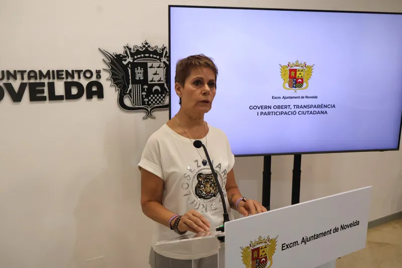 Novelda amplía su guía digital con vídeos para trámites electrónicos