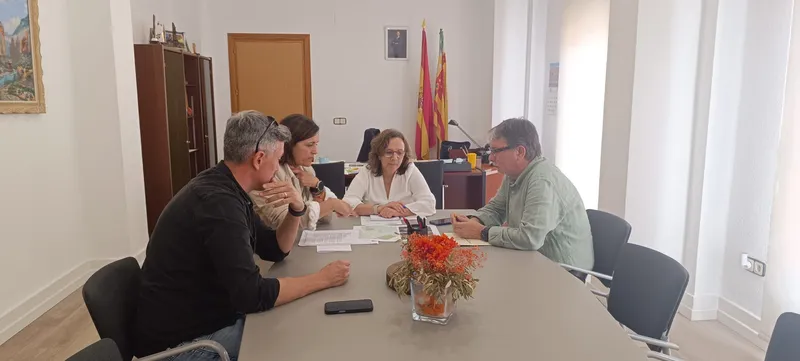 Albocàsser urge a la Generalitat a reparar el colegio y avanza en la implantación de la ESO
