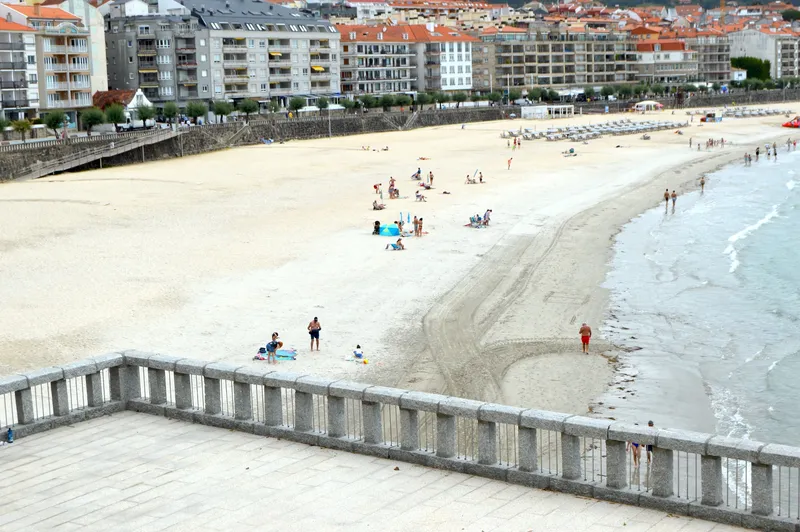 Sanxenxo finaliza la mejora del paseo de Silgar y su mirador