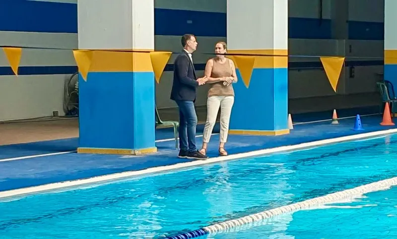 Fuengirola licita la renovación de la piscina David Meca por más de 620.000 euros