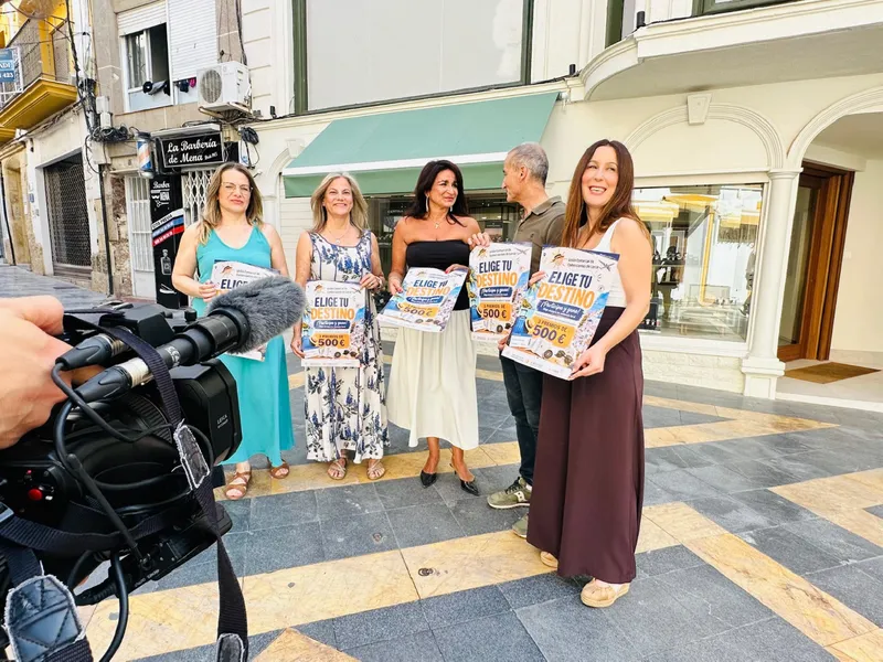 Lorca impulsa el comercio local con sorteo de 1.500 euros en bonos de viaje