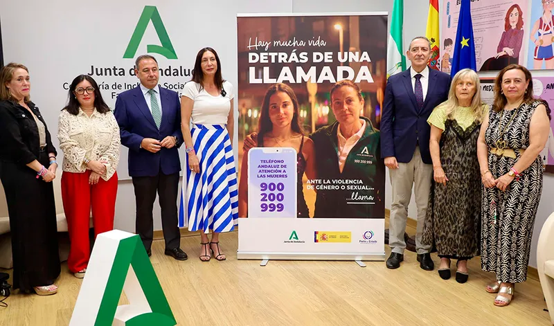 La Junta de Andalucía lanza 'Hay mucha vida detrás de una llamada' para combatir la violencia de género este verano