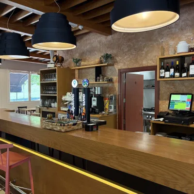 El bar Kixkurgune de Zaldibia reabre sus puertas con una oferta ampliada