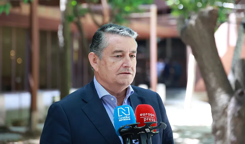 Andalucía reduce el tabaquismo: casi 102.300 personas dejaron de fumar en 2025