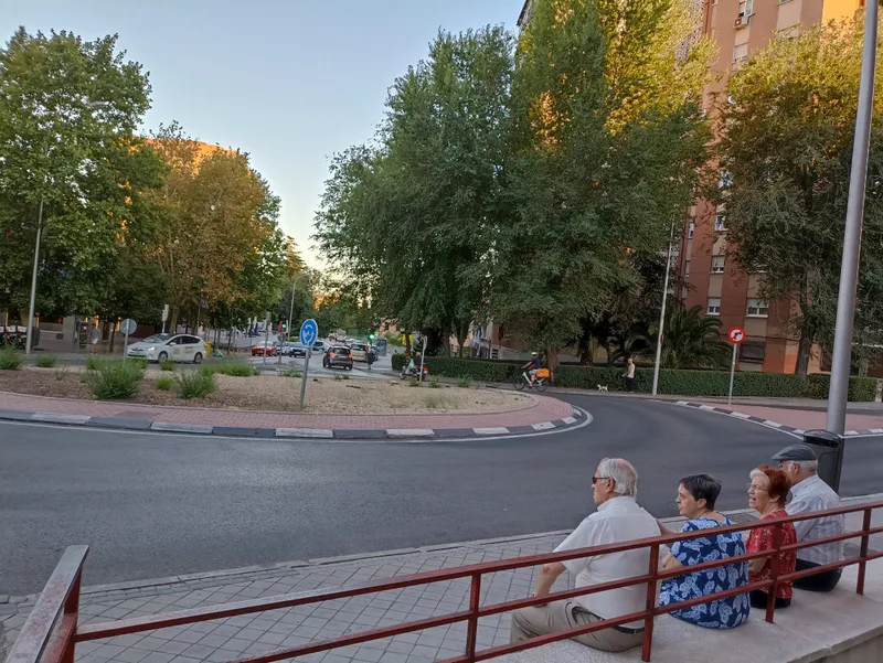 Madrid embellecerá la glorieta de Ocaña en Aluche con un letrero ornamental
