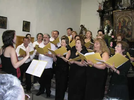 El Coro Municipal de Morille busca voces para ampliar su plantilla