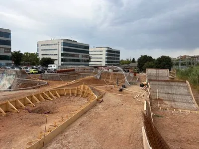 Castelldefels avanza en la renovación de su Skatepark, referente nacional