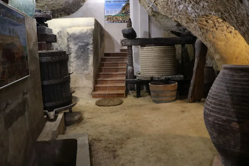 Sediles recupera su pasado vitivinícola con el Museo del Vino