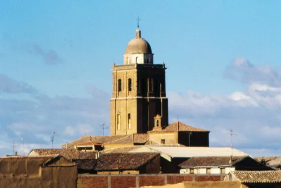 La Iglesia de San Miguel de Mazuecos de Valdeginate alberga tesoros artísticos del gótico al rococó