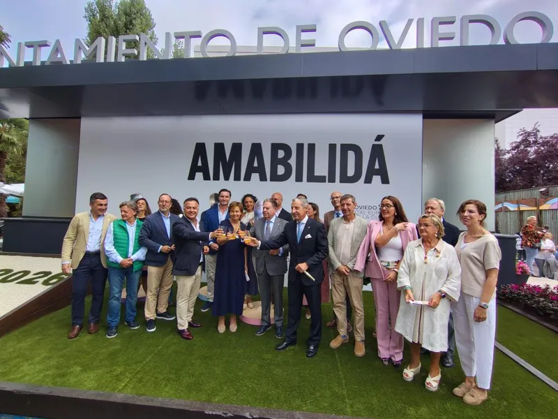 Oviedo impulsa su candidatura a Capital Europea de la Cultura 2031 en la clausura de FIDMA