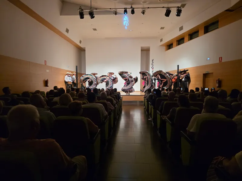 Barranco Hondo acoge la presentación del 4º Festival Internacional de Folklore Villa de Candelaria