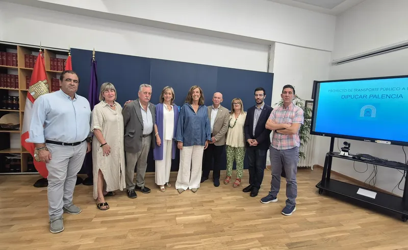 La Diputación de Palencia amplía el servicio de transporte a demanda 'DIPUCAR' a tres nuevas comarcas