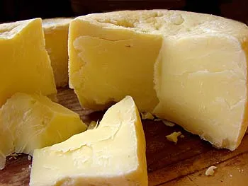 El Queso Los Beyos, un tesoro gastronómico asturiano con Indicación Geográfica Protegida