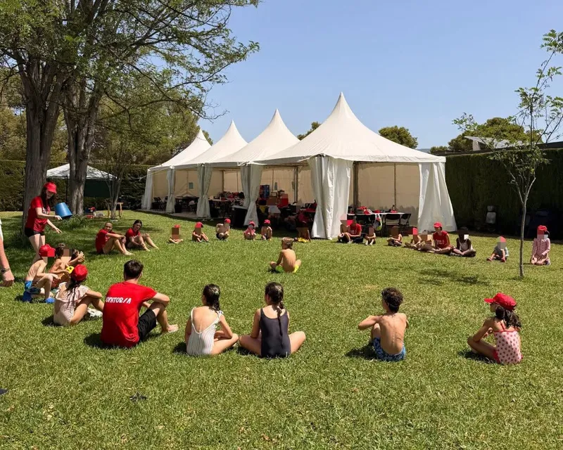 Las escuelas de verano de Serra concluyen con éxito y casi 300 niños participantes