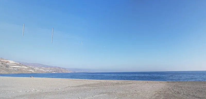 Rescatan el cadáver de una persona en la playa de Cambriles en Lújar, Granada