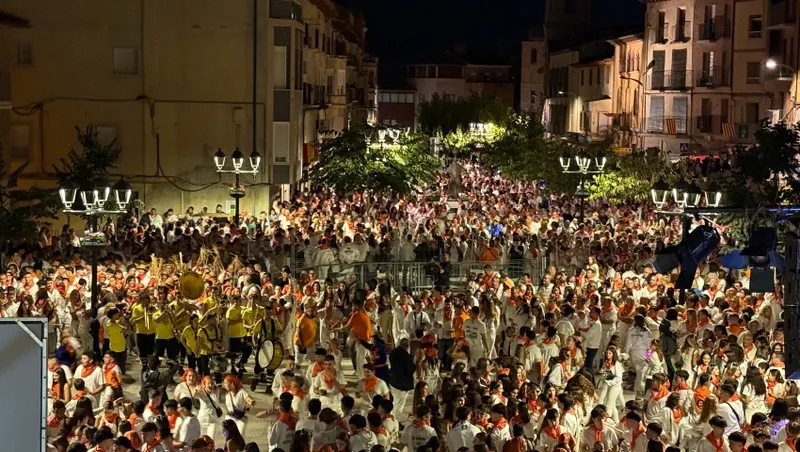 Fraga lanza el concurso del cartel de Fiestas del Pilar 2026 con premio de 1.000 euros