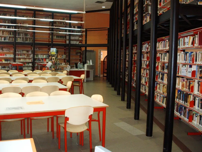 Alovera aprueba el reglamento de su Biblioteca Municipal y detalla sus servicios