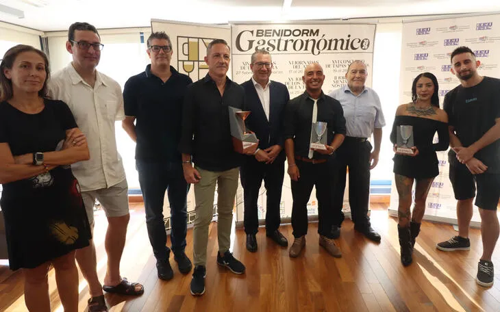 Camarote Club gana el Concurso de Cocktails de Benidorm con 'Puig d’Amaltea'