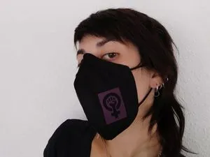 Etayo reparte mascarillas financiadas contra la violencia de género