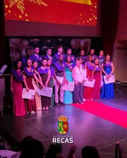 Recas celebra la graduación de sus estudiantes de Bachillerato y FP