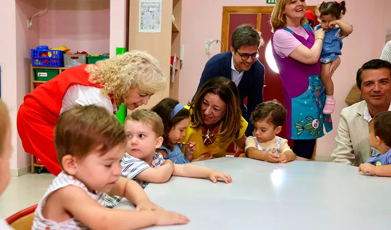 Andalucía universaliza la educación infantil gratuita de 0 a 3 años